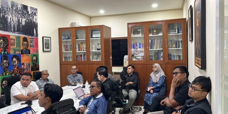 Diskusi Publik "Pertamax Oplosan, Korupsi, dan Kerugian Ekonomi Rakyat". (28 Maret 2025) Gedung PP Muhammadiyah Ahmad Dahlan.