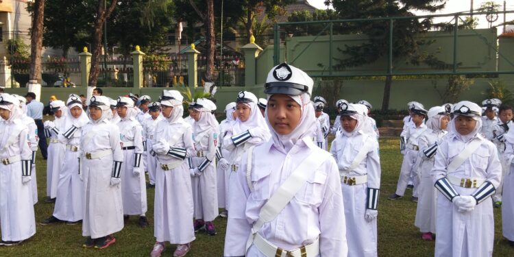 Semangat terus membangun tata kelola organisasi yang baik sekaligus penerapan kebijakan anti korupsi harus selalu dijaga oleh sekolah Muhammadiyah agar kepercayaan publik tetap tinggi.