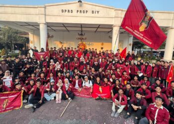 Dari Gejayan ke Tapa Pepe: Kritik Masyarakat Sipil terhadap Oligarki Pembangunan dan Kemunduran Demokrasi pada Era Prabowo–Gibran